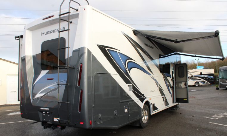 Hurricane Rv New 2023 THOR Hurricane 29M VAT Qualifying - Signature RV - Signature ...
